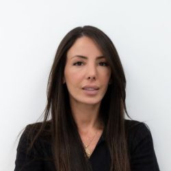 יוכי מנהלת מכירות פרטי